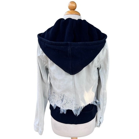 Free People Double Layer Distressed Jean Jacket Small Hood Destroyed Light Wash - Picture 5 of 14